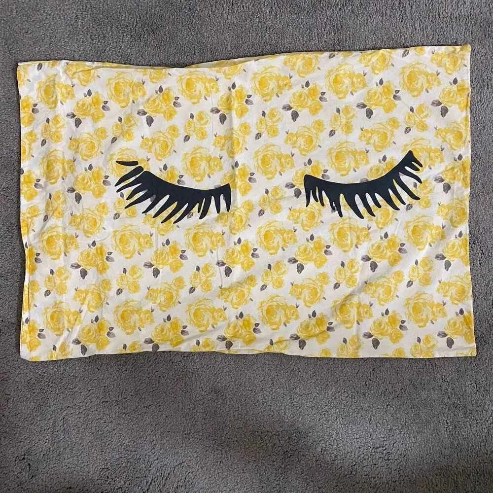 Emily & Meritt Petite Roses Pillowcases and Flat Sheet